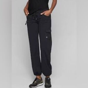 Athleta Black Bettona Boyfriend Pant Relaxed fit, Mid-rise, Relaxed Leg Size XXS
